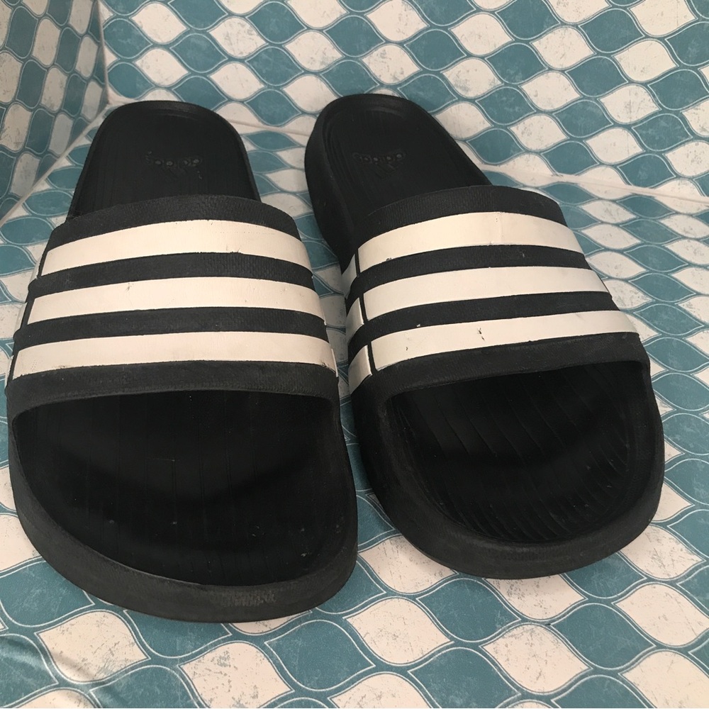 Men’s size 12 Adidas Sliders